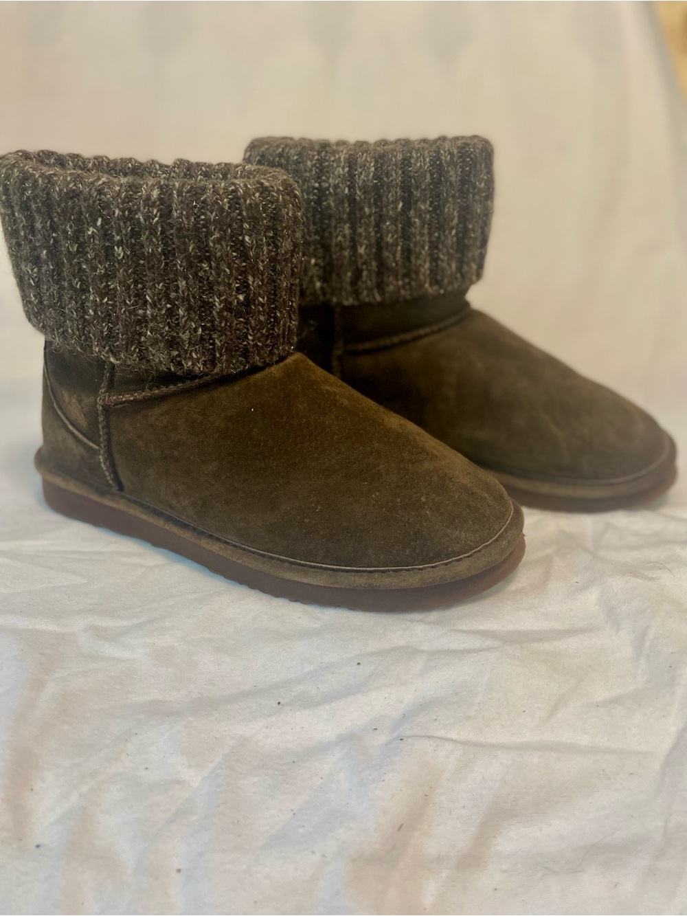 Lamo Cozy Knit-Cuff Suede Pull On Fleece Lined Boots in Dark Brown 9